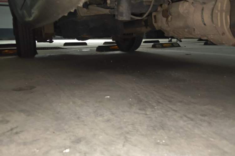 Used Dongfeng Xiaokang K07S  Chassis Front Right