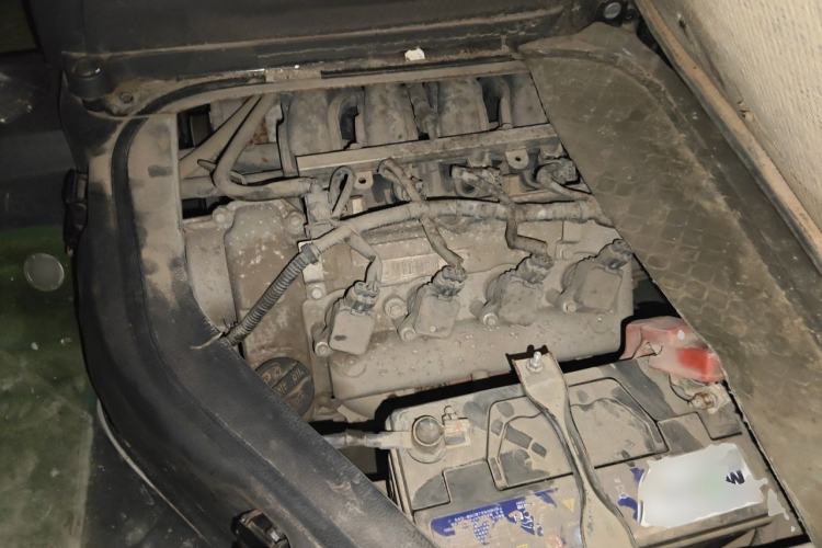 Used Dongfeng Xiaokang K07S  Engine Bay
