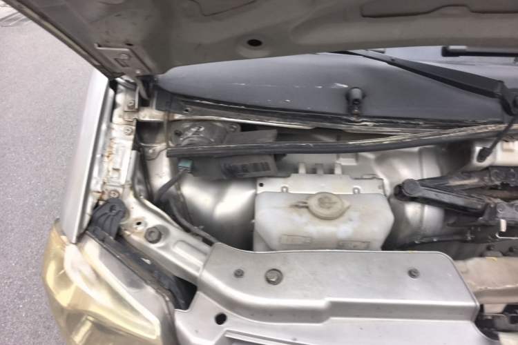 Used Dongfeng Xiaokang K07S 2021 1.2L High-Performance Standard Version DK12 Engine Bay Right
