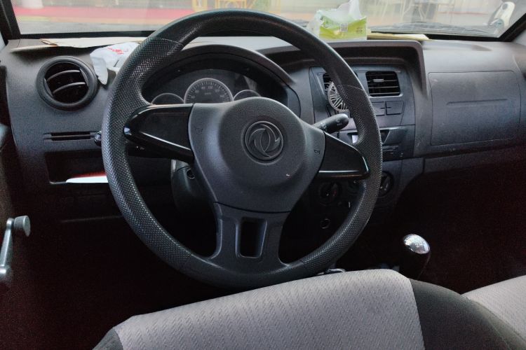 Used Dongfeng Xiaokang K07S 2021 1.2L High-Performance Standard Version DK12 Center Console