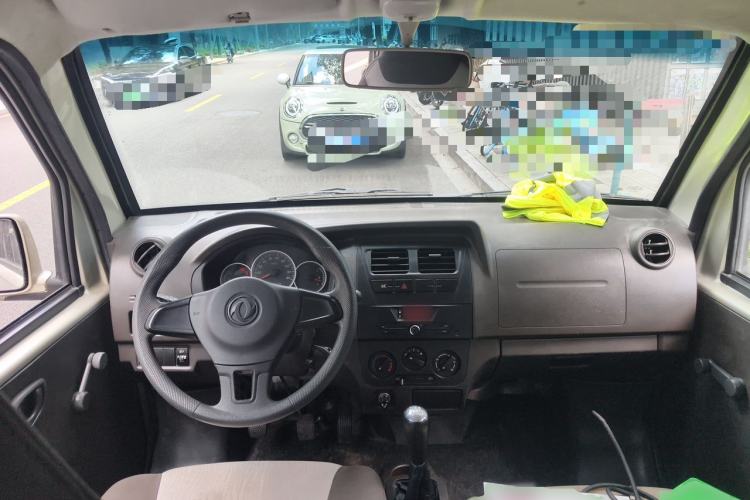 Used Dongfeng Xiaokang K07S 2021 1.2L High-Performance Standard Version DK12 Center Console