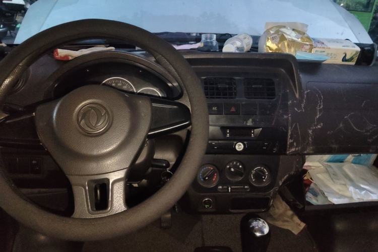 Used Dongfeng Xiaokang K07S 2021 1.2L High-Performance Standard Version DK12 Center Console