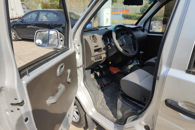 Used Dongfeng Xiaokang K07S 2021 1.2L High-Performance Standard Version DK12 Driver Seat