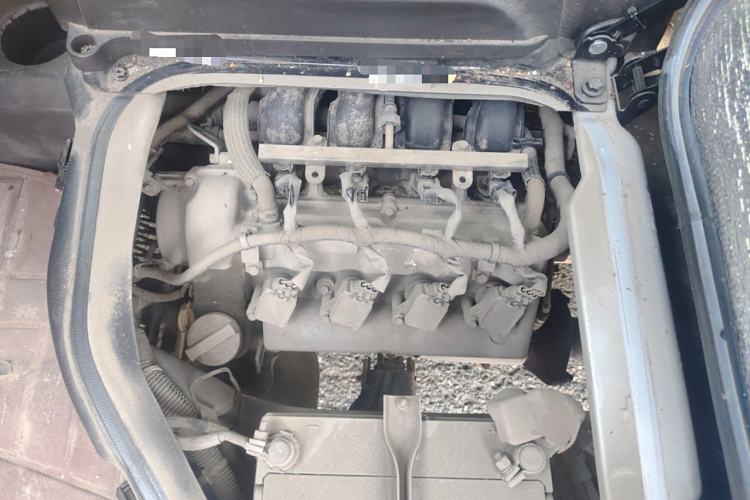 Used Dongfeng Xiaokang K07S 2021 1.2L High-Performance Standard Version DK12 Engine Bay