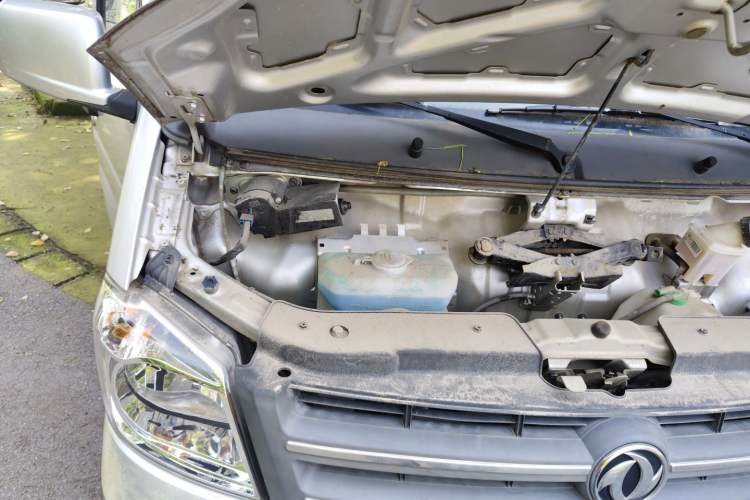Used Dongfeng Xiaokang K07S 2021 1.2L High-Performance Standard Version DK12 Engine Bay Right