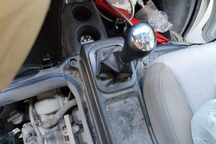Used Dongfeng Xiaokang K07S 2021 1.2L High-Performance Standard Version DK12 Gear Lever