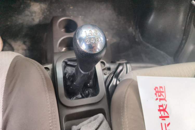 Used Dongfeng Xiaokang K07S 2021 1.2L High-Performance Standard Version DK12 Gear Lever