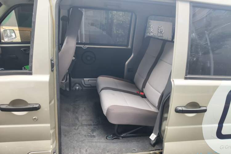 Used Dongfeng Xiaokang K07S 2021 1.2L High-Performance Standard Version DK12 Left Rear Seat