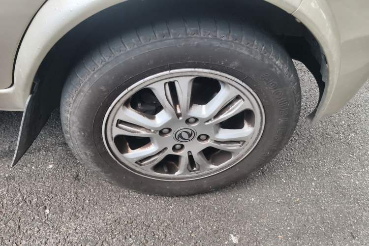 Used Dongfeng Xiaokang K07S 2021 1.2L High-Performance Standard Version DK12 Right Front Wheel Hub
