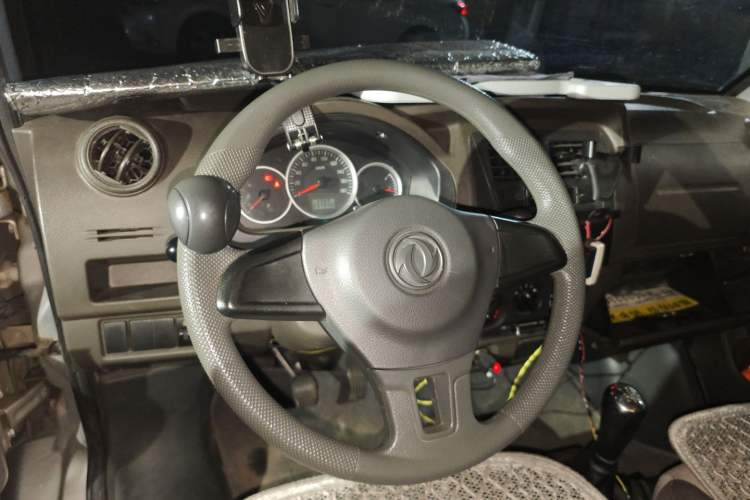 Used Dongfeng Xiaokang K07S 2021 1.2L High-Performance Deluxe Edition DK12 Steering Wheel