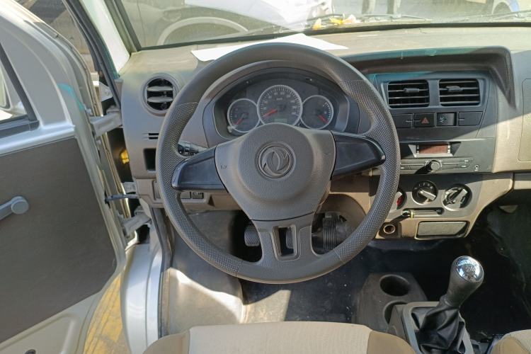 Used Dongfeng Xiaokang K07S 2021 1.2L High-Performance Standard Version DK12 Steering Wheel