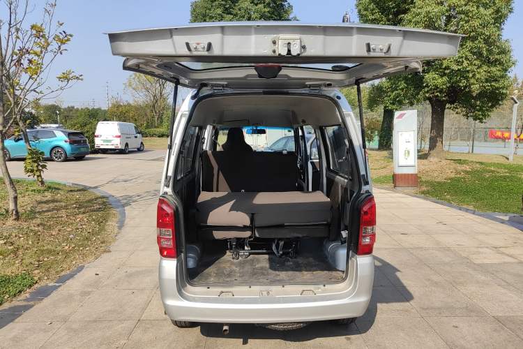 Used Dongfeng Xiaokang K07S 2021 1.2L High-Performance Standard Version DK12 Trunk