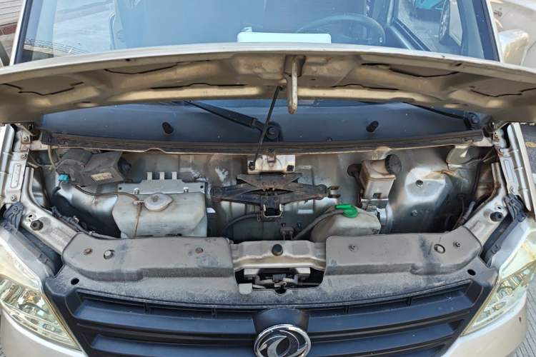 Used Dongfeng Xiaokang K07S 2021 1.2L High-Performance Standard Version DK12 Engine Bay