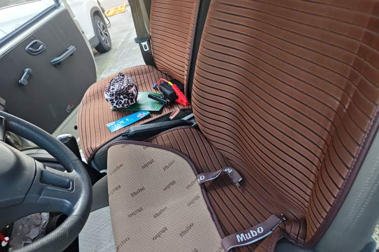 Used Dongfeng Xiaokang K07S 2021 1.2L High-Performance Standard Version DK12 Left Rear Seat