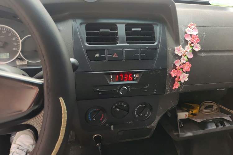 Used Dongfeng Xiaokang K07S 2022 1.3L High-Power Base Version Audio And AC Panel
