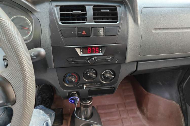 Used Dongfeng Xiaokang K07S 2022 1.3L High-Power Base Version Audio And AC Panel