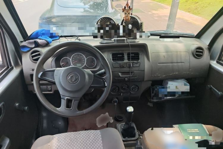 Used Dongfeng Xiaokang K07S 2022 1.3L High-Power Base Version Center Console