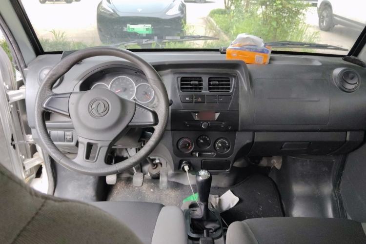 Used Dongfeng Xiaokang K07S 2022 1.3L High-Power Base Version Center Console