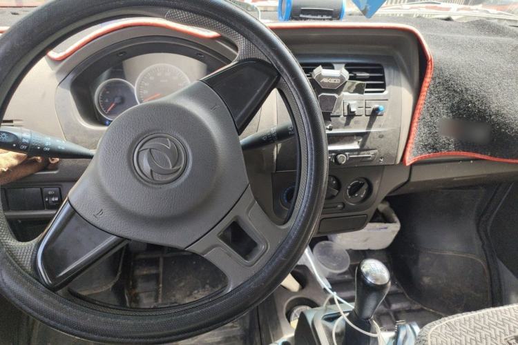 Used Dongfeng Xiaokang K07S 2022 1.3L High-Power Base Version Center Console