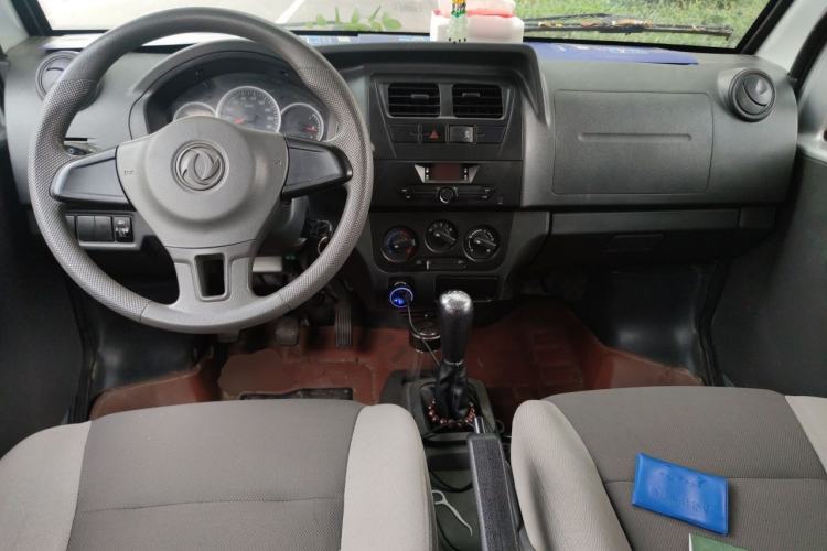 Used Dongfeng Xiaokang K07S 2022 1.3L High-Power Base Version Center Console