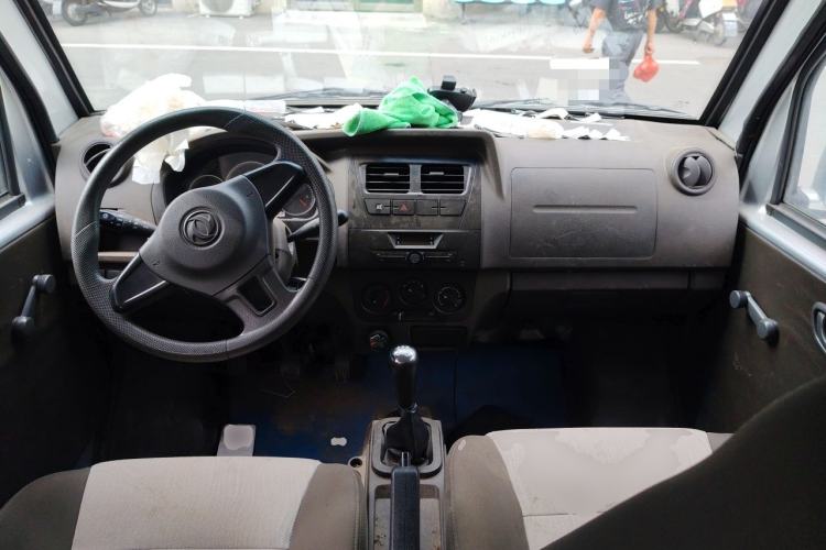 Used Dongfeng Xiaokang K07S 2022 1.3L High-Power Base Version Center Console