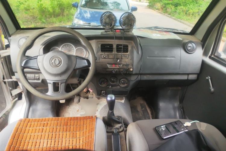 Used Dongfeng Xiaokang K07S 2022 1.3L High-Power Base Version Center Console