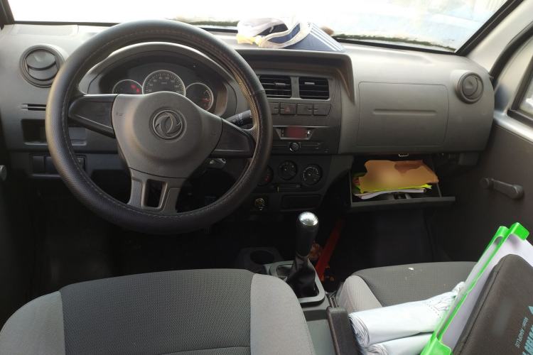 Used Dongfeng Xiaokang K07S 2022 1.3L High-Power Base Version Center Console