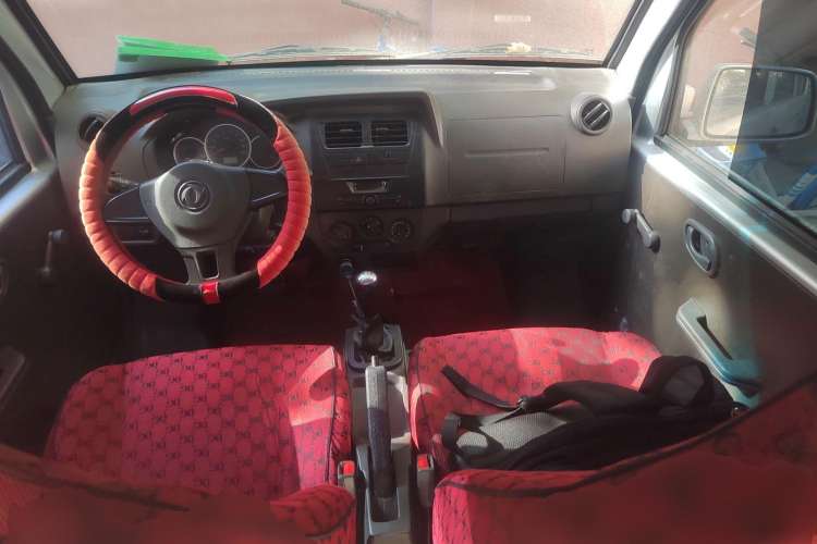 Used Dongfeng Xiaokang K07S 2022 1.3L High-Power Base Version Center Console