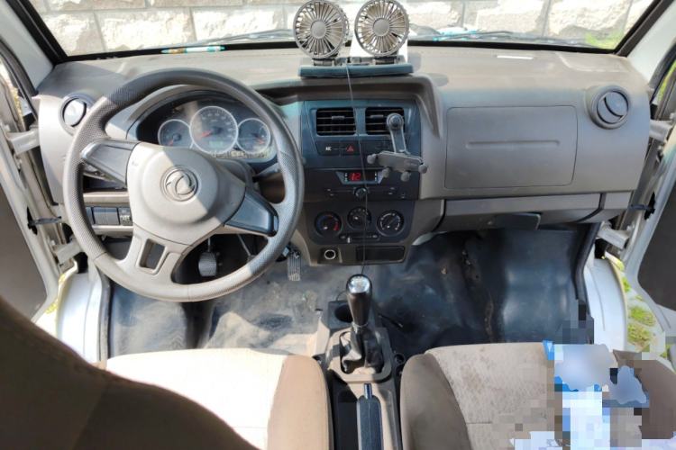 Used Dongfeng Xiaokang K07S 2022 1.3L High-Power Base Version Center Console
