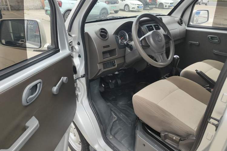 Used Dongfeng Xiaokang K07S 2022 1.3L High-Power Base Version Driver Seat