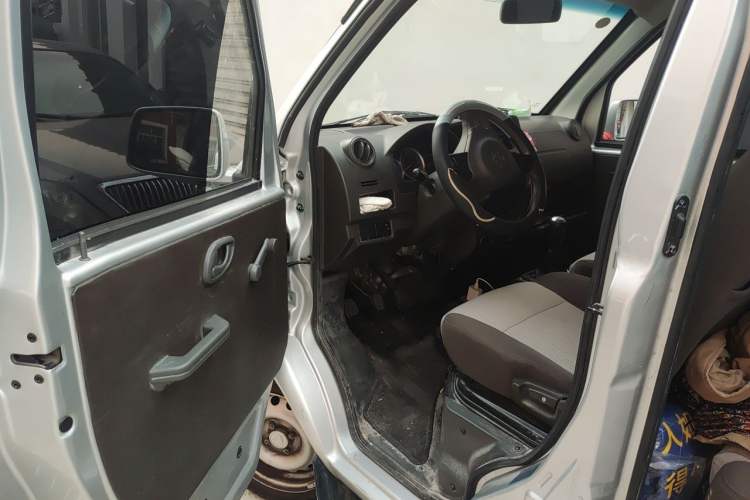 Used Dongfeng Xiaokang K07S 2022 1.3L High-Power Base Version Driver Seat