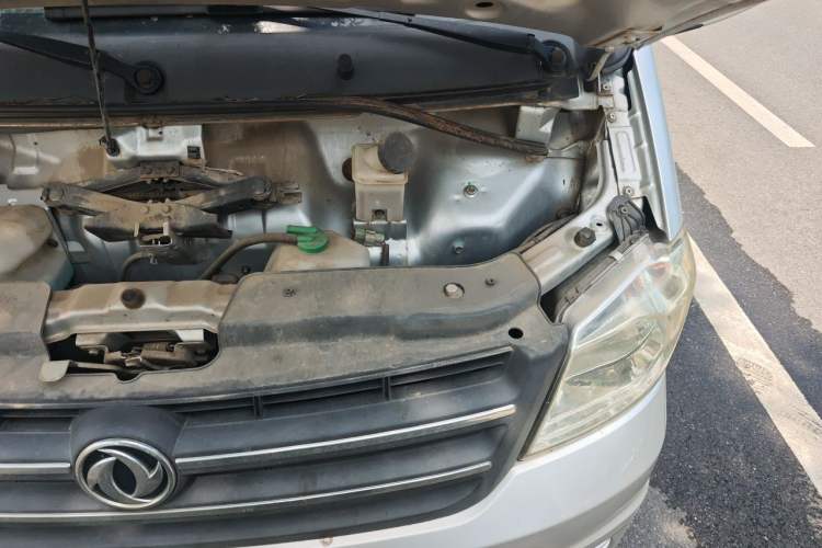 Used Dongfeng Xiaokang K07S 2022 1.3L High-Power Base Version Engine Bay Left