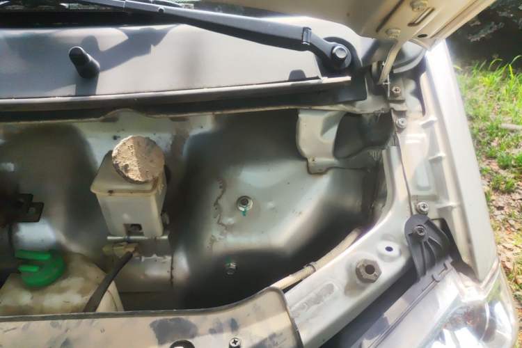 Used Dongfeng Xiaokang K07S 2022 1.3L High-Power Base Version Engine Bay Left