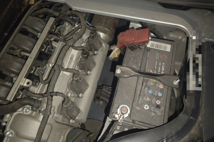 Used Dongfeng Xiaokang K07S 2022 1.3L High-Power Base Version Engine Bay Left