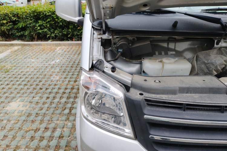 Used Dongfeng Xiaokang K07S 2022 1.3L High-Power Base Version Engine Bay Right