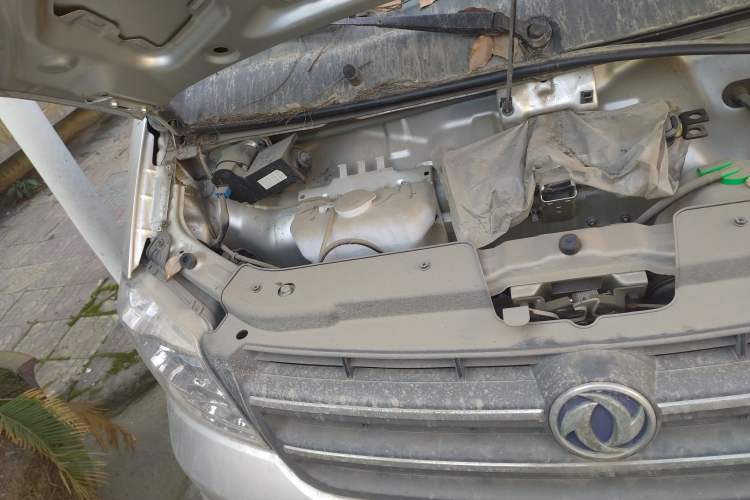 Used Dongfeng Xiaokang K07S 2022 1.3L High-Power Base Version Engine Bay Right