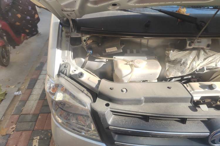 Used Dongfeng Xiaokang K07S 2022 1.3L High-Power Base Version Engine Bay Right