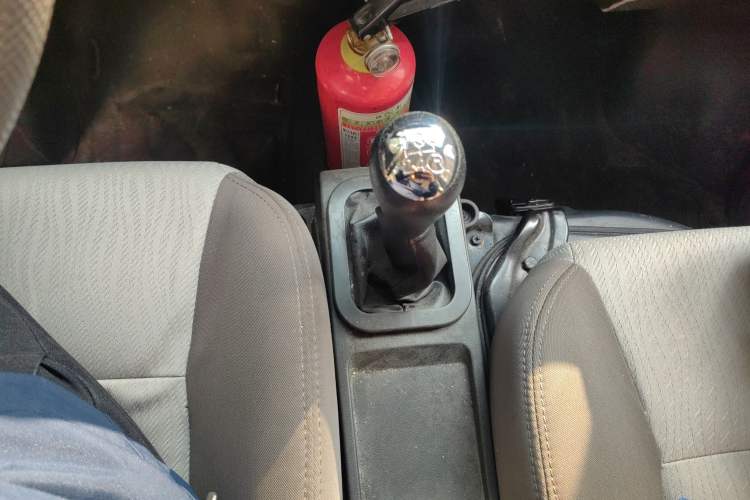 Used Dongfeng Xiaokang K07S 2022 1.3L High-Power Base Version Gear Lever