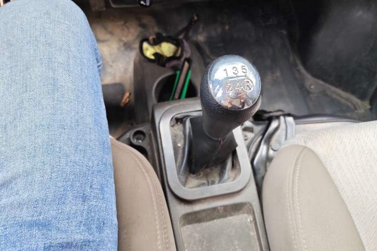 Used Dongfeng Xiaokang K07S 2022 1.3L High-Power Base Version Gear Lever