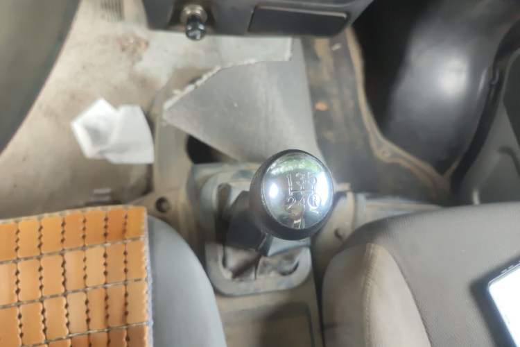 Used Dongfeng Xiaokang K07S 2022 1.3L High-Power Base Version Gear Lever