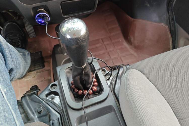 Used Dongfeng Xiaokang K07S 2022 1.3L High-Power Base Version Gear Lever