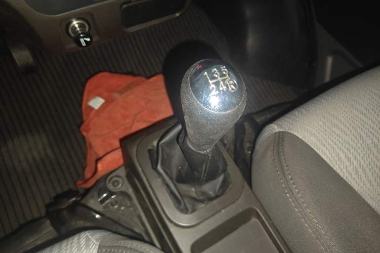 Used Dongfeng Xiaokang K07S 2022 1.3L High-Power Base Version Gear Lever