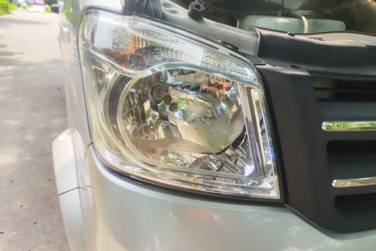 Used Dongfeng Xiaokang K07S 2022 1.3L High-Power Base Version Right Front Headlight