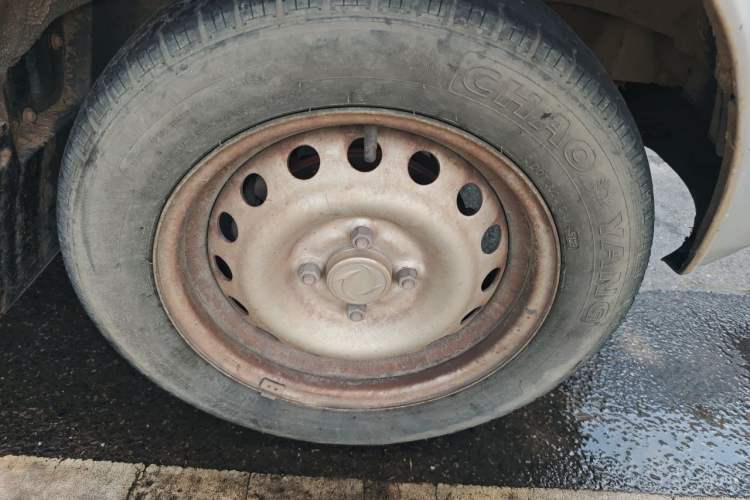 Used Dongfeng Xiaokang K07S 2022 1.3L High-Power Base Version Right Front Wheel Hub
