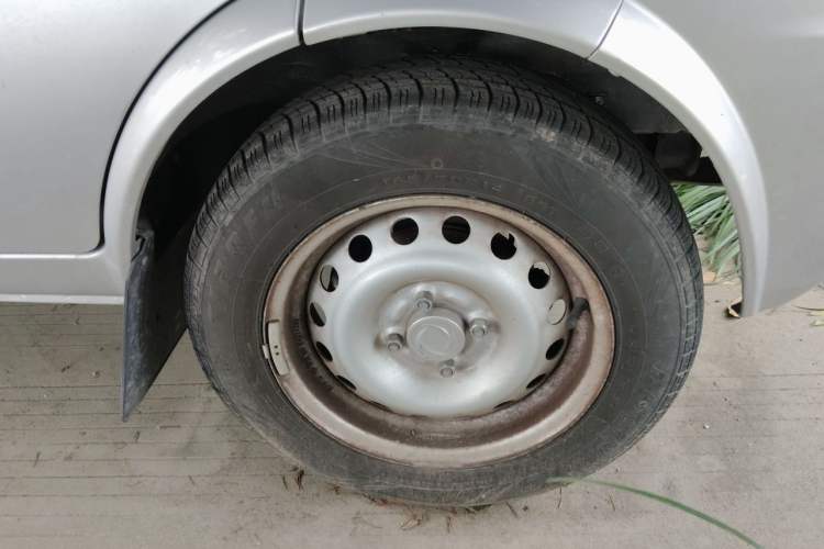 Used Dongfeng Xiaokang K07S 2022 1.3L High-Power Base Version Right Front Wheel Hub