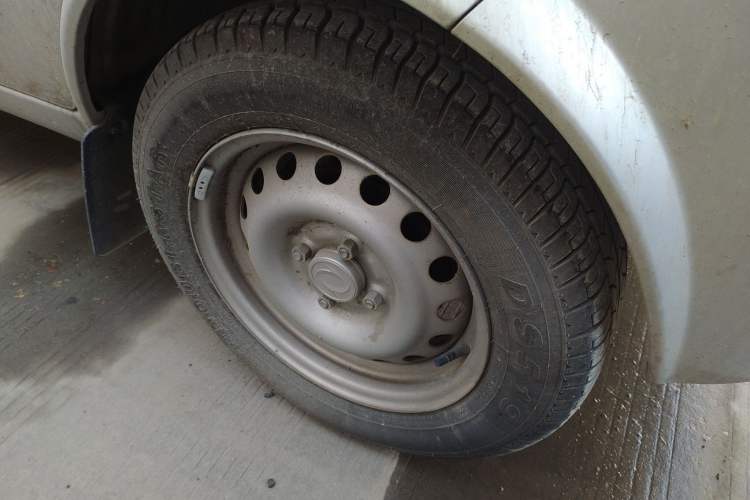 Used Dongfeng Xiaokang K07S 2022 1.3L High-Power Base Version Right Front Wheel Hub
