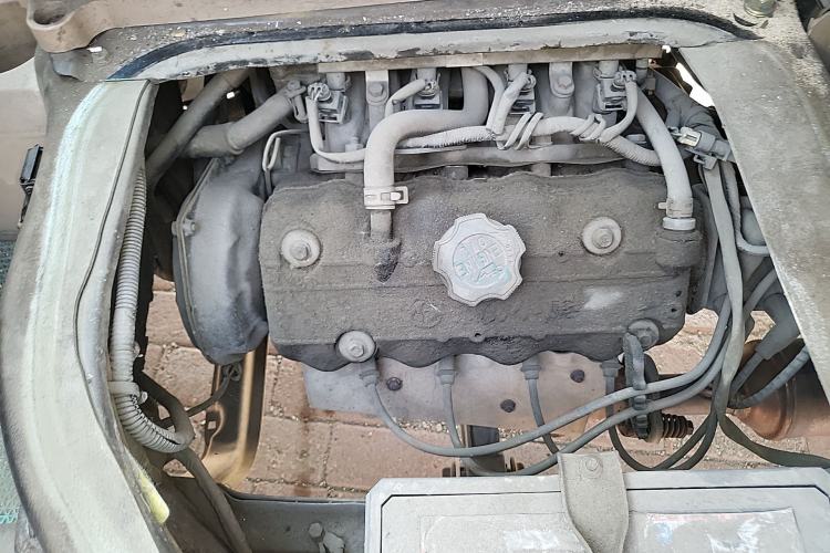 Used Dongfeng Xiaokang K17 2009 1.0L Base Version AF10-06 Engine Bay