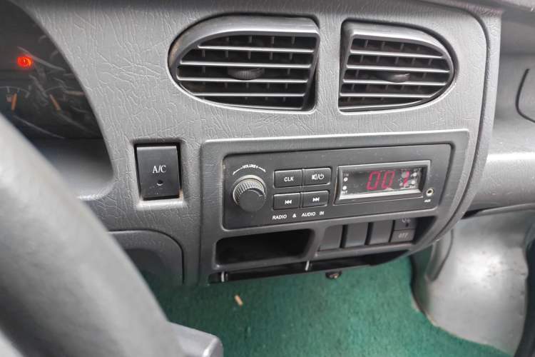 Used Dongfeng Xiaokang K17 2009 1.0L Base Version AF10-06 Audio And AC Panel