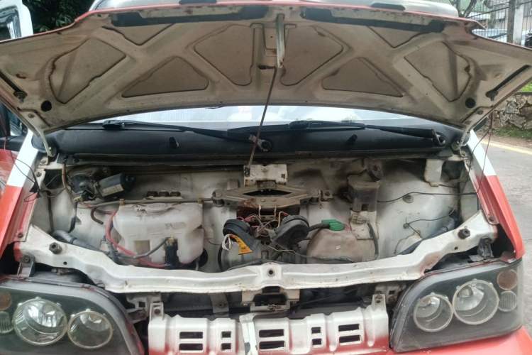 Used Dongfeng Xiaokang K17 2009 1.0L Base Version AF10-06 Engine Bay