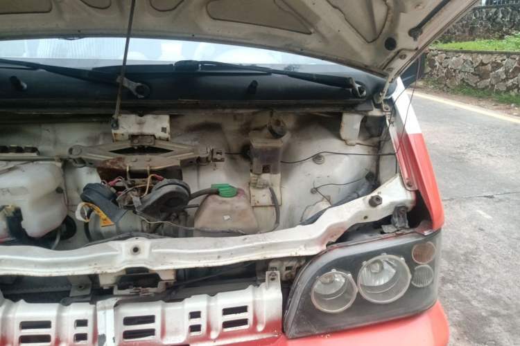 Used Dongfeng Xiaokang K17 2009 1.0L Base Version AF10-06 Engine Bay Left